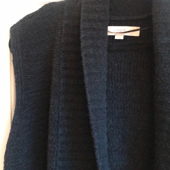 Loft dark green vest.  Only worn once. - Picture 3 of 3
